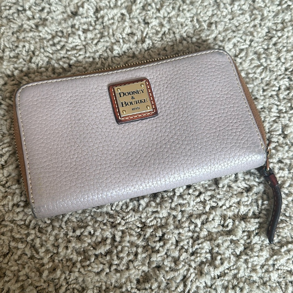 Dooney zip wallet